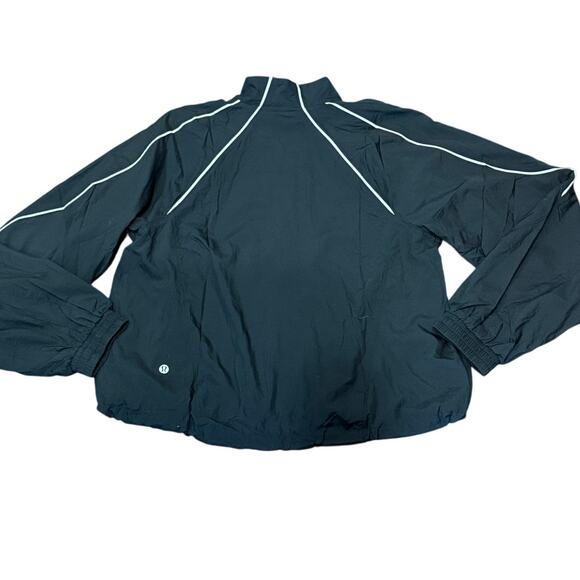 Lululemon NWT License to Train Lightweight Jacket Black Full Zip Athletic Fit - Picture 16 of 16